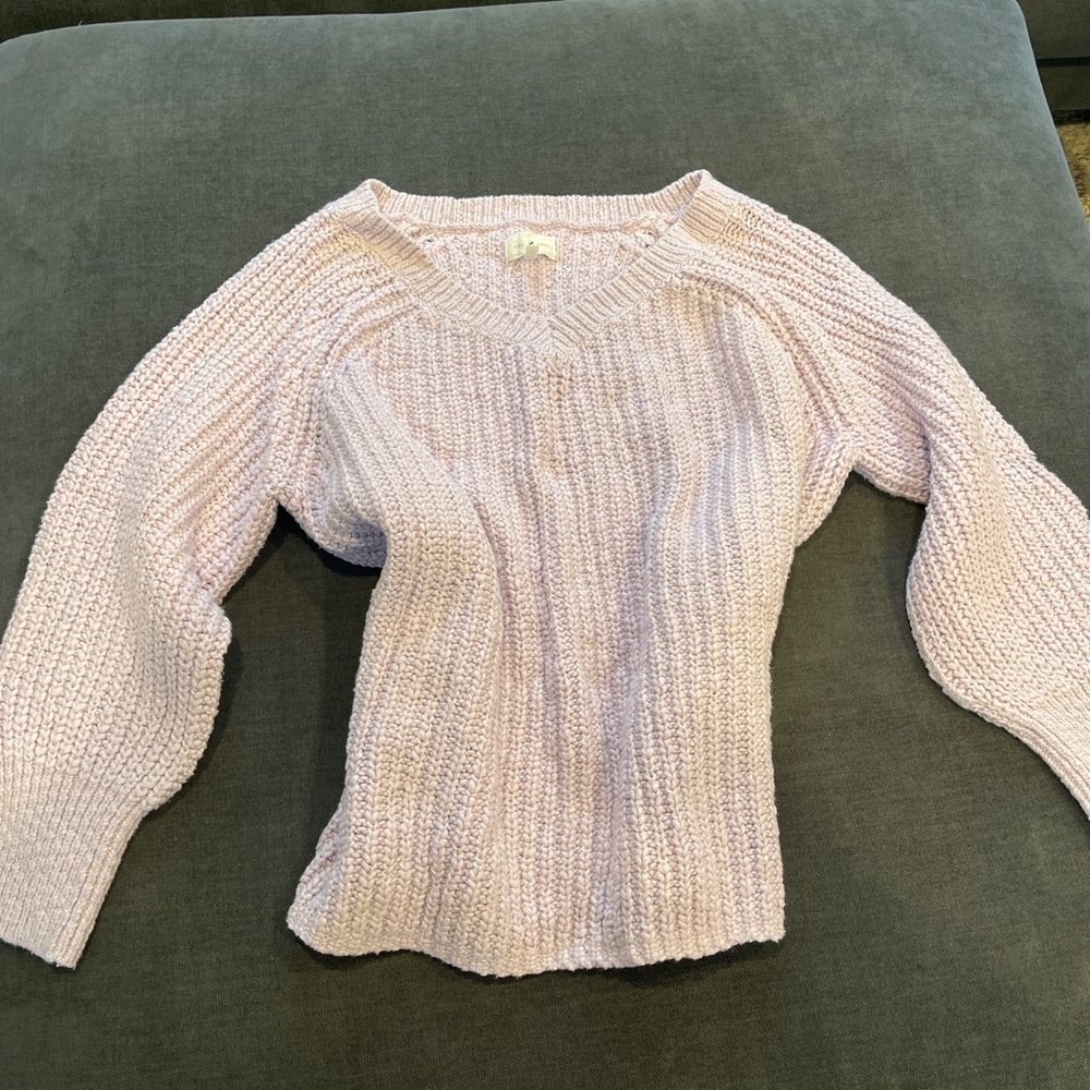 Lou & Grey Light Pink V-Neck Ribbed Knit Sweater